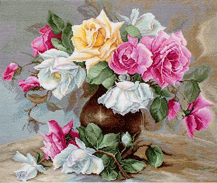 Luca-S # B587, Vase with Roses